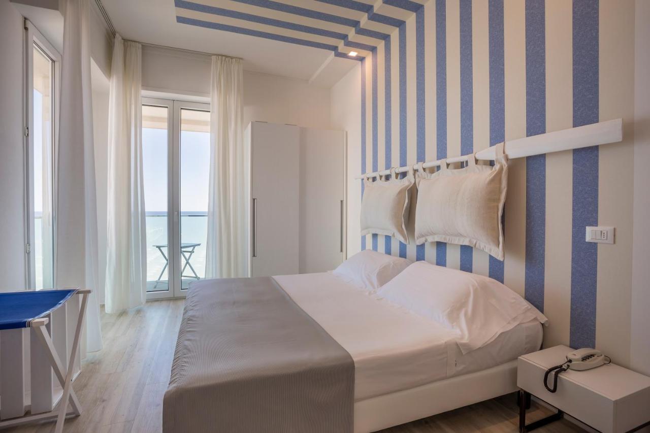 Hotel Nobel กาบิชเชมาเร ภายนอก รูปภาพ